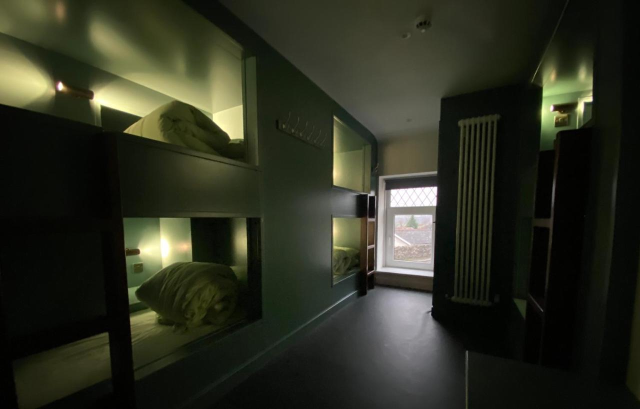 The Butchers Arms - Grill Pub And Accommodation Merthyr Tydfil Bagian luar foto